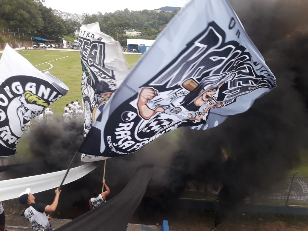 Torcida Celebra Segunda Vitória Consecutiva do Real Bertioga